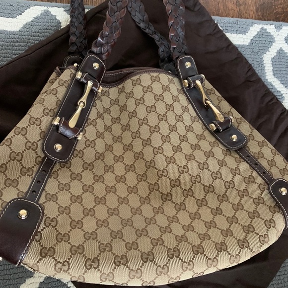 GUCCI Monogram Medium Pelham Shoulder Bag - Picture 2 of 6